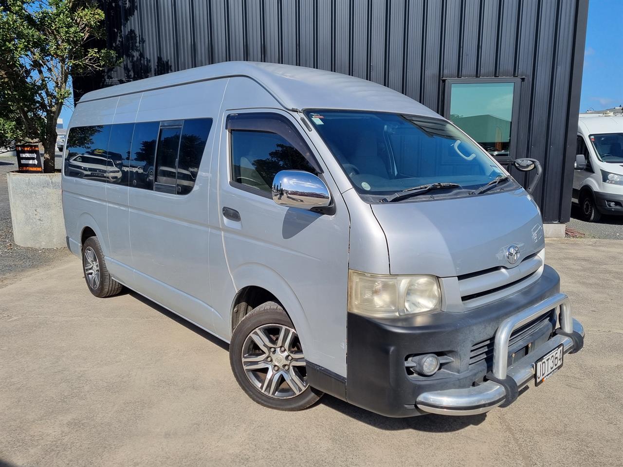 2006 Toyota Hiace