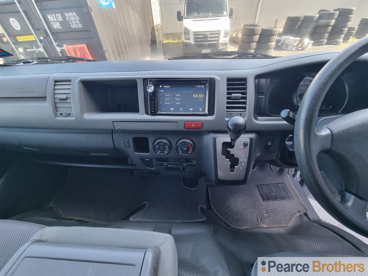 2006 Toyota Hiace