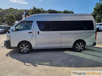 2006 Toyota Hiace - Thumbnail