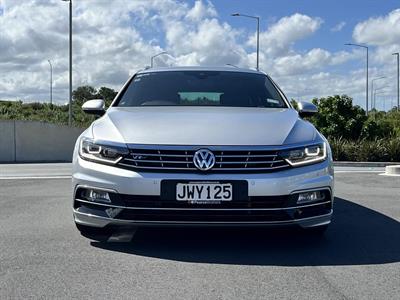 2016 Volkswagen Passat - Thumbnail