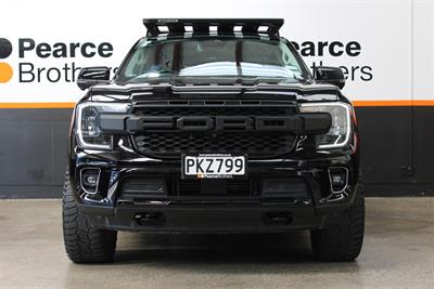 2022 Ford Everest - Thumbnail