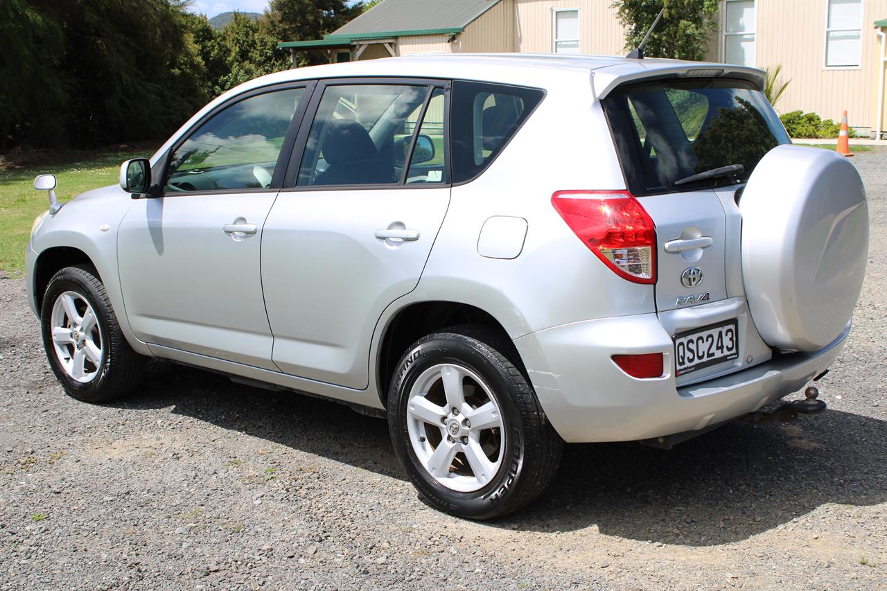 2005 Toyota RAV4