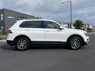 2016 Volkswagen Tiguan - Thumbnail