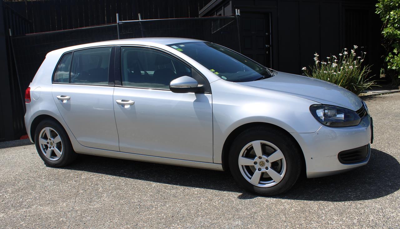 2010 Volkswagen GOLF