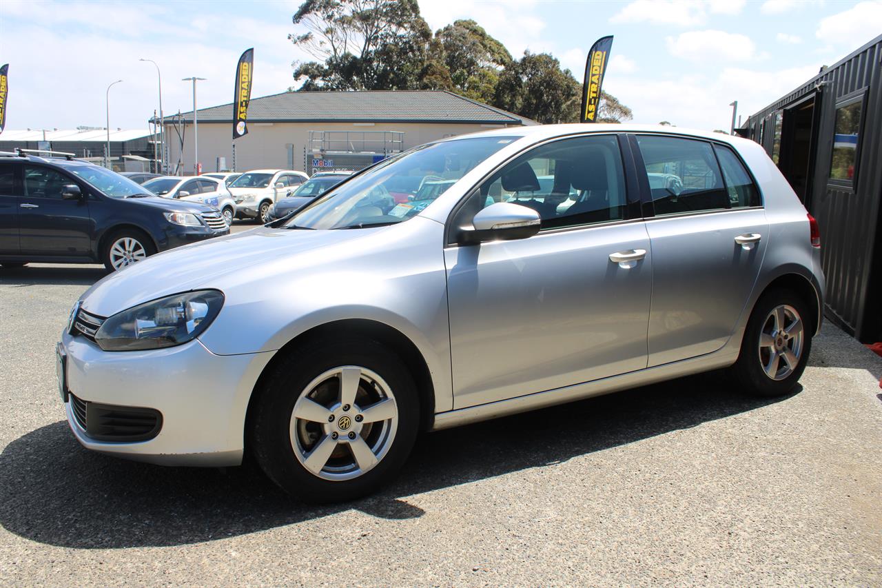 2010 Volkswagen GOLF