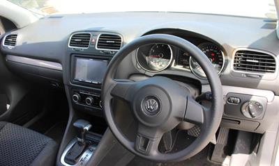 2010 Volkswagen GOLF - Thumbnail