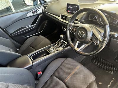 2016 Mazda Mazda3 - Thumbnail