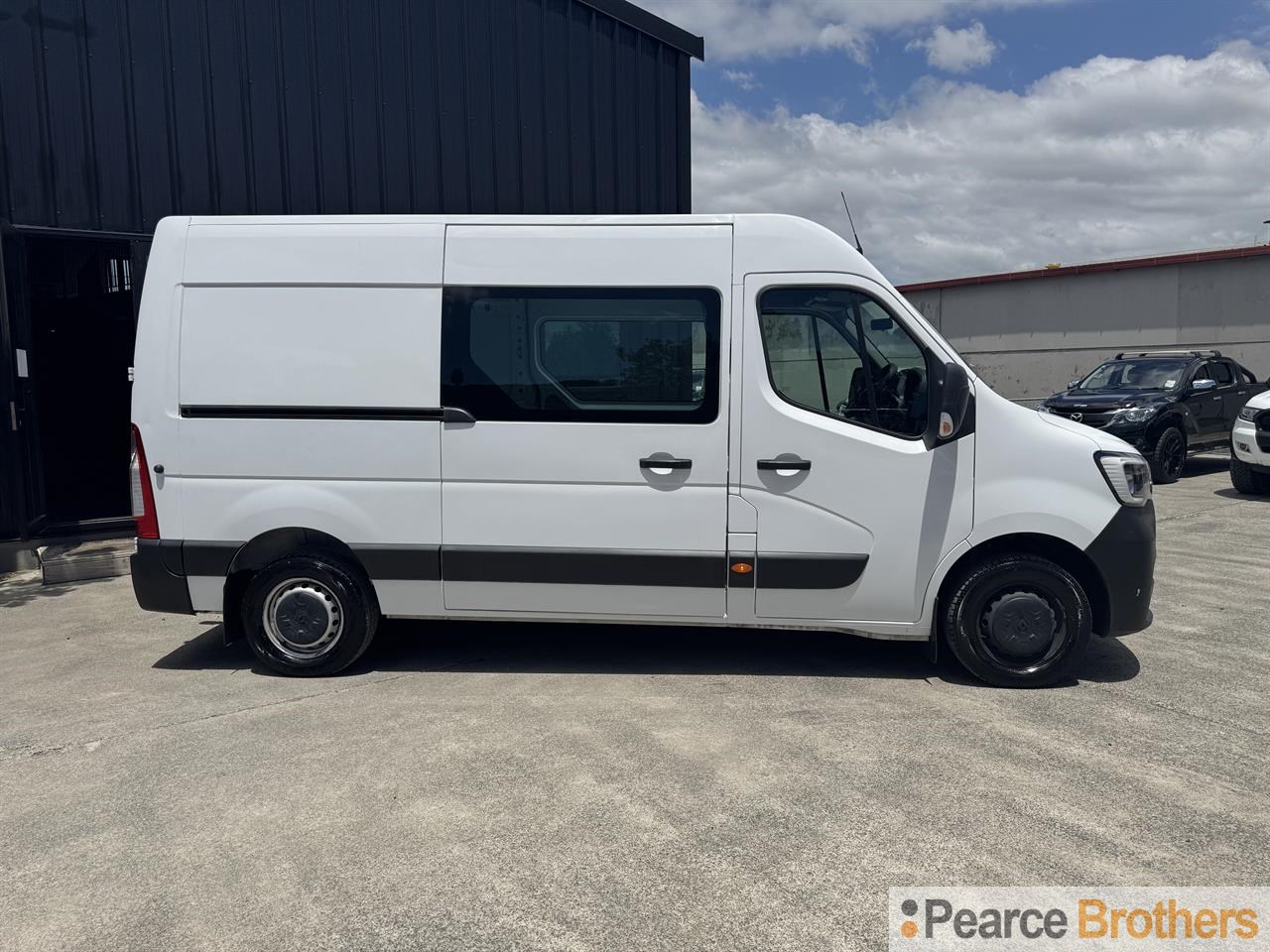 2021 Renault Master