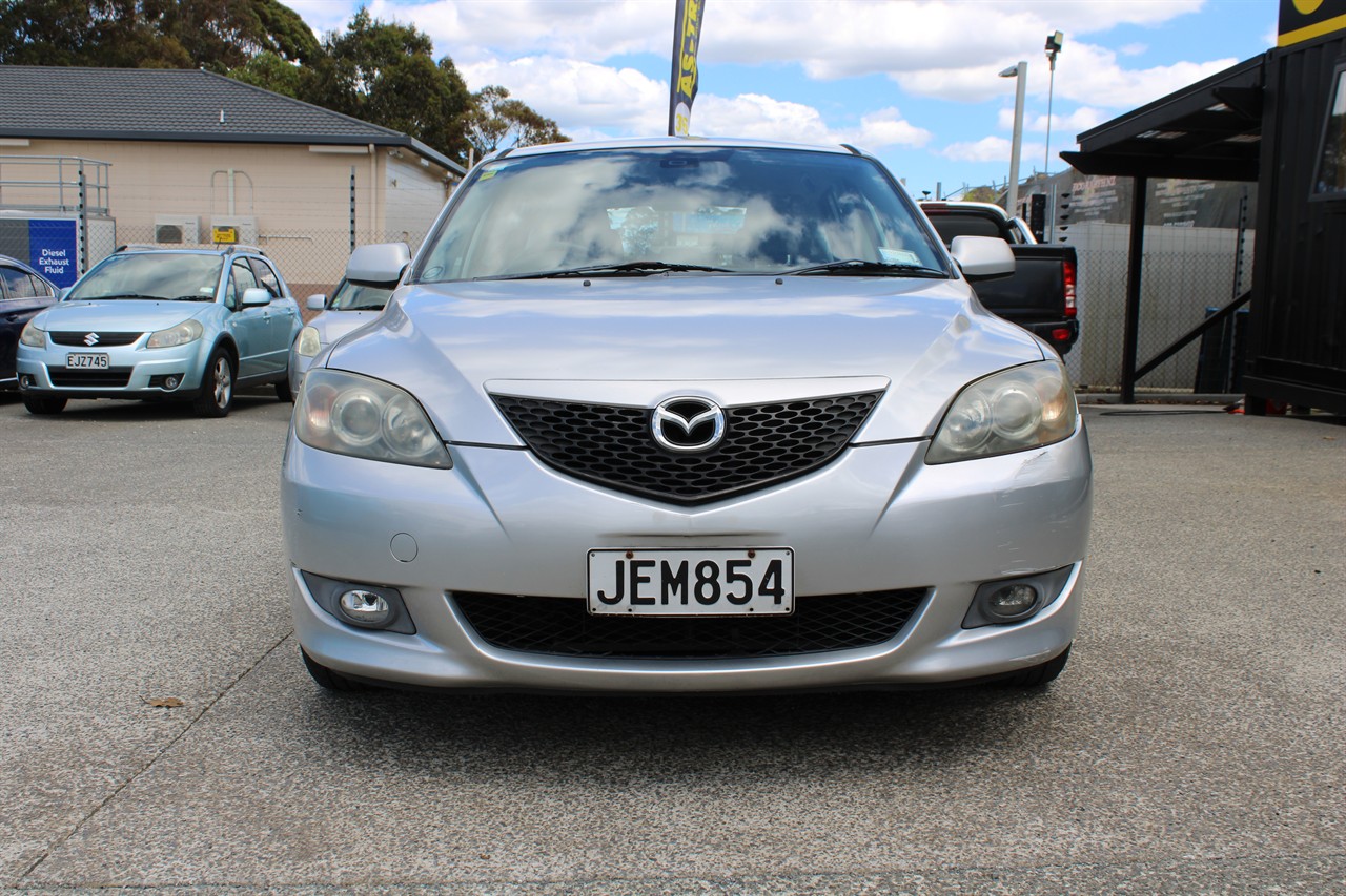 2005 Mazda Axela