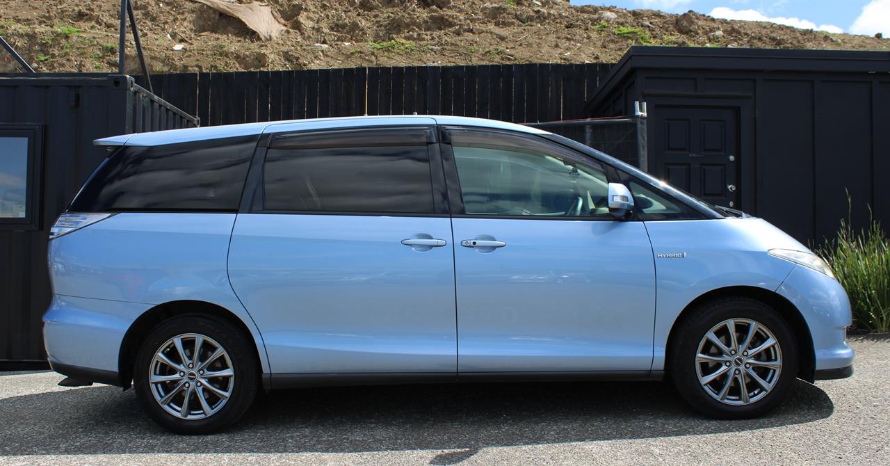 2006 Toyota Estima