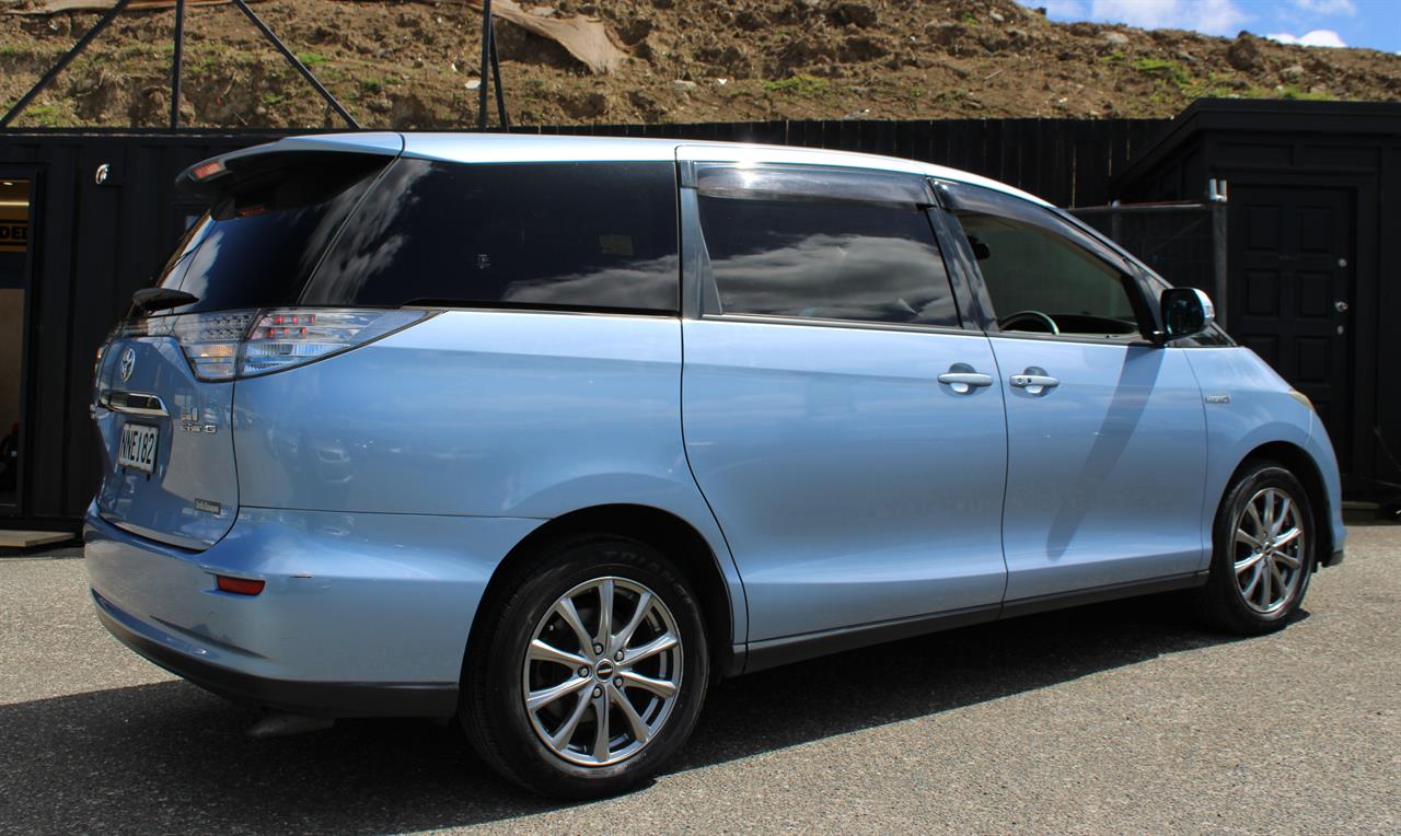 2006 Toyota Estima