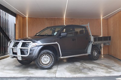 2014 Mitsubishi Triton