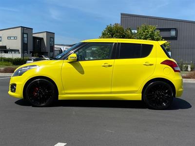 2012 Suzuki Swift - Thumbnail