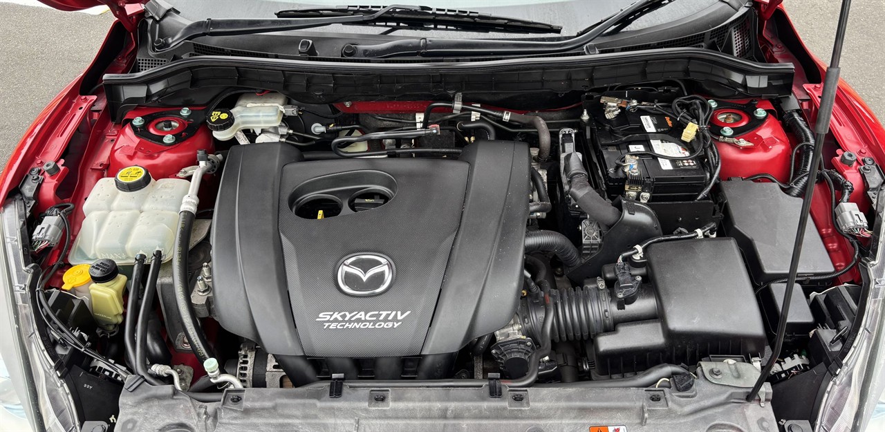 2013 Mazda Axela