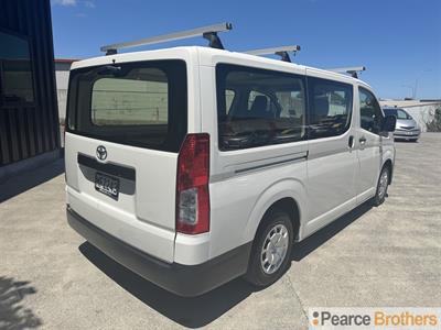 2019 Toyota Hiace - Thumbnail