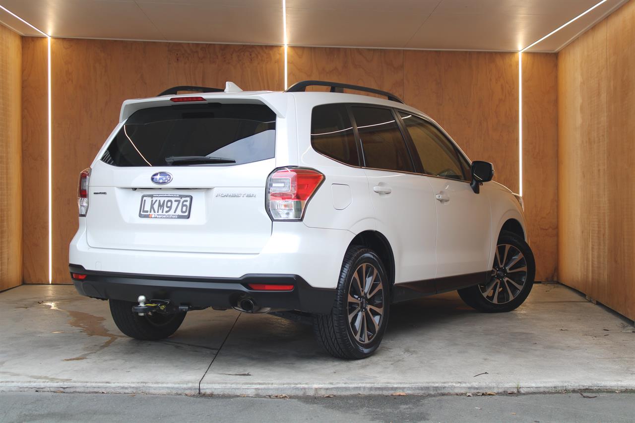 2018 Subaru FORESTER