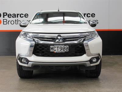 2019 Mitsubishi Pajero Sport - Thumbnail