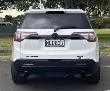 2019 Holden Acadia - Thumbnail