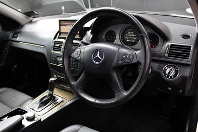 2009 Mercedes-Benz C250 - Thumbnail