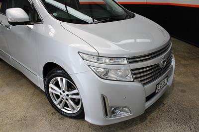 2012 Nissan Elgrand - Thumbnail