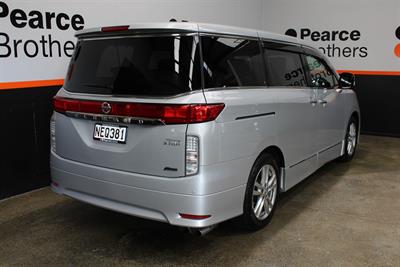 2012 Nissan Elgrand - Thumbnail