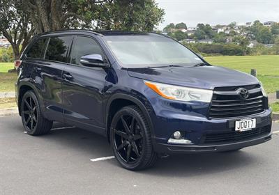 2015 Toyota Highlander - Thumbnail