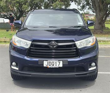 2015 Toyota Highlander - Thumbnail