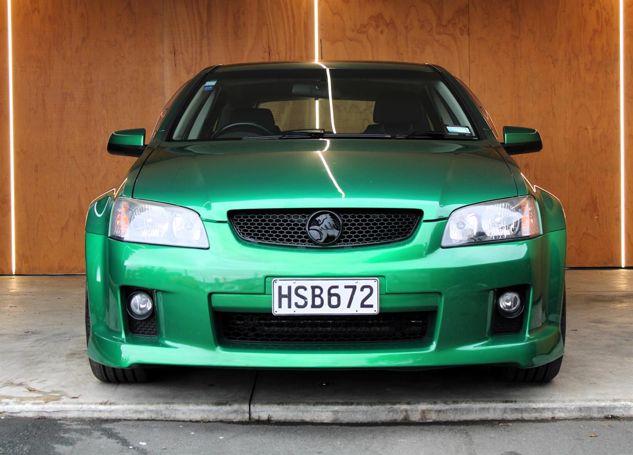 2010 Holden COMMODORE