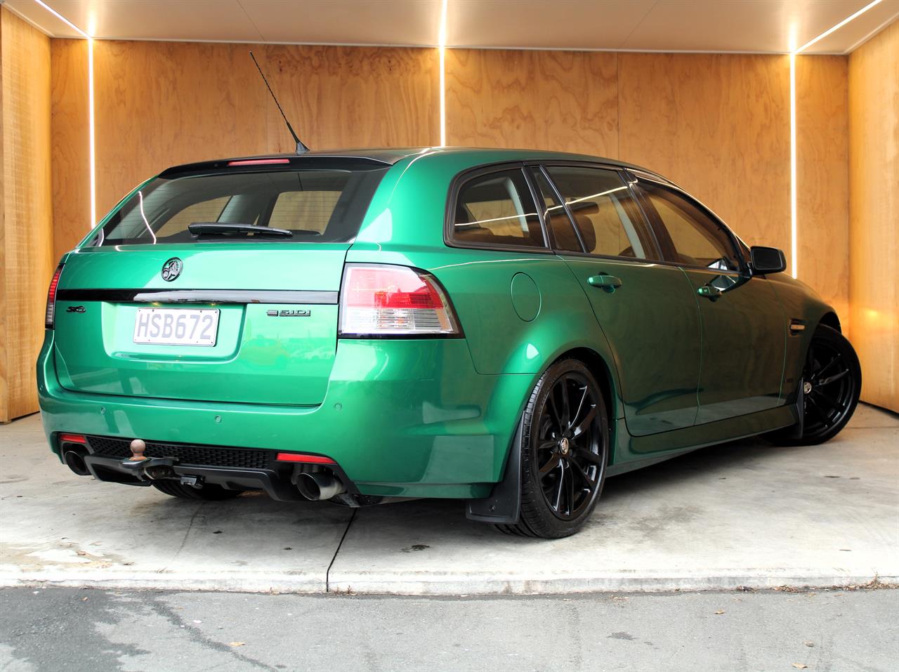 2010 Holden COMMODORE