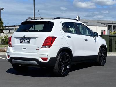 2017 Holden Trax - Thumbnail