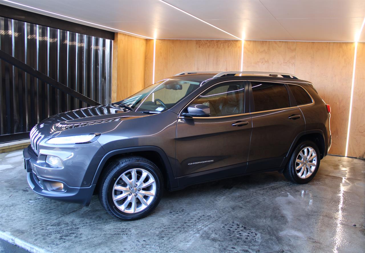 2017 Jeep CHEROKEE