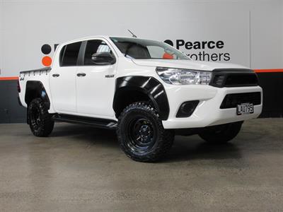 2017 Toyota Hilux - Thumbnail