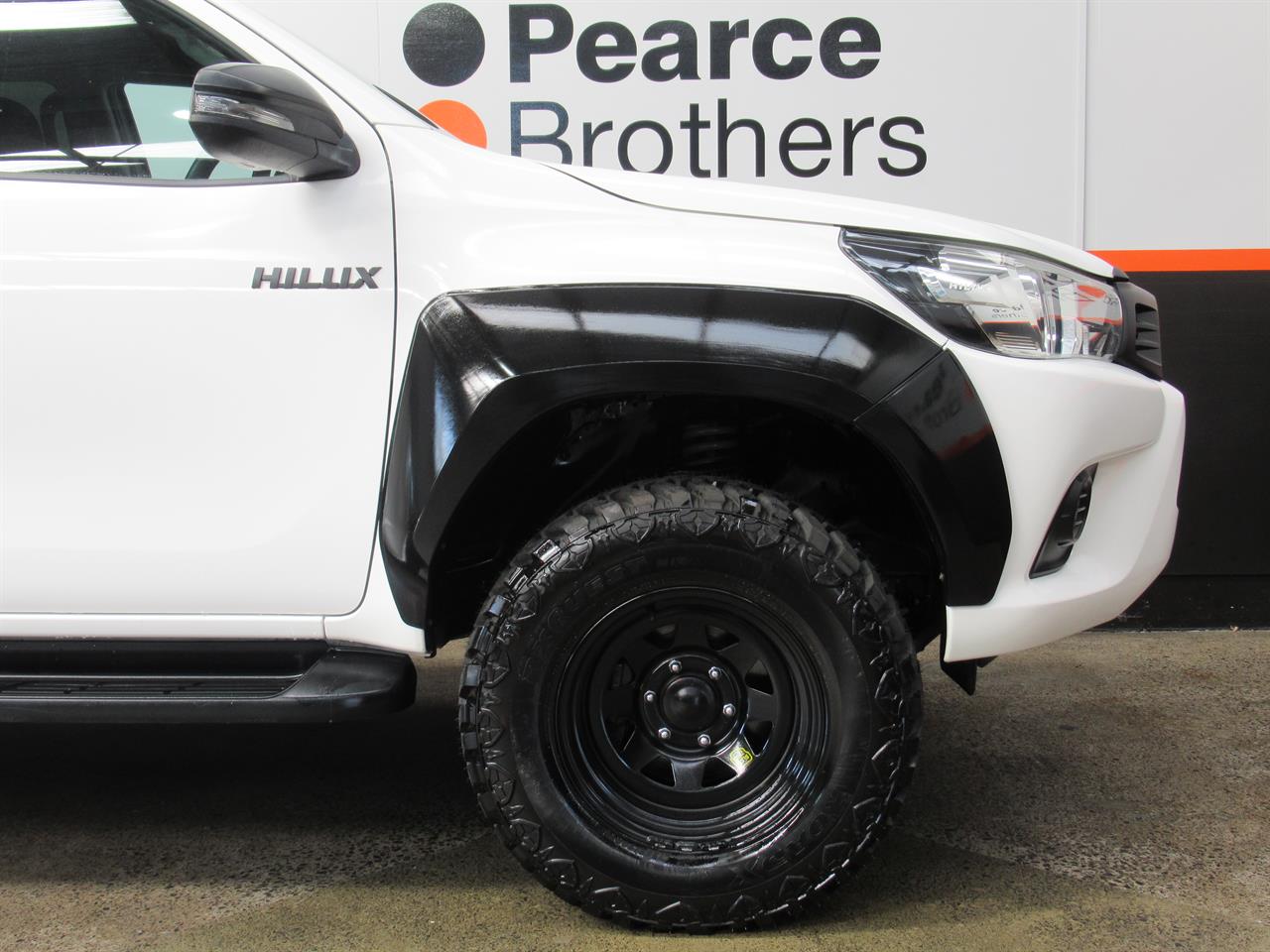 2017 Toyota Hilux