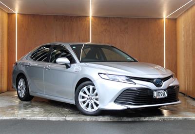 2018 Toyota Camry - Thumbnail