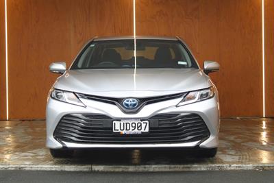 2018 Toyota Camry - Thumbnail