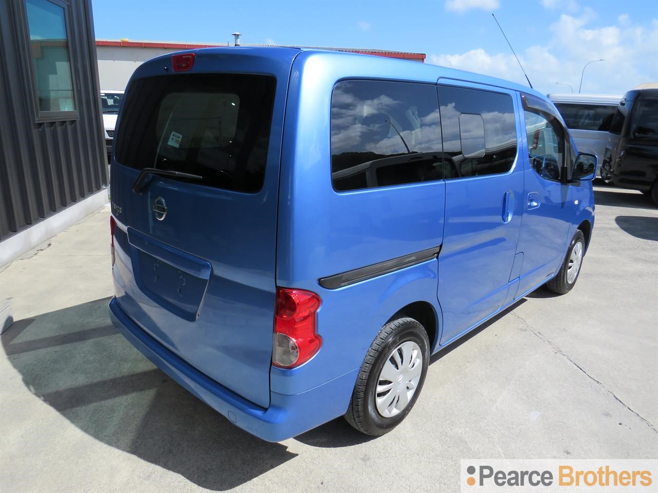 2017 Nissan Nv200