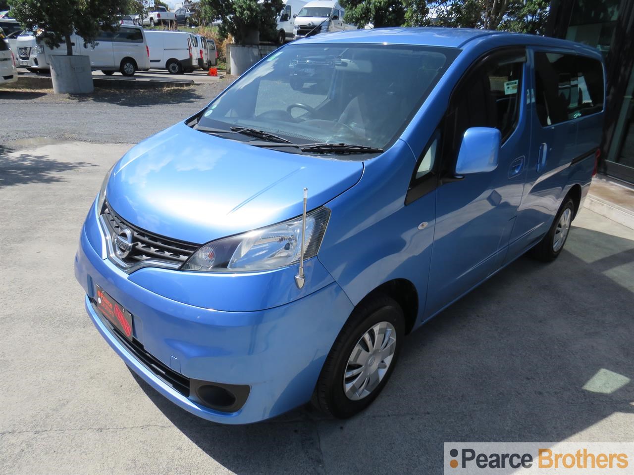 2017 Nissan Nv200