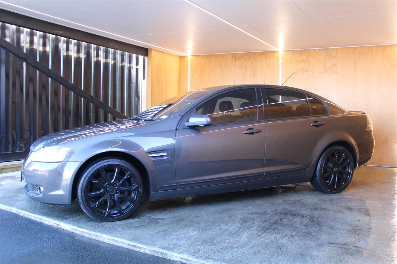 2008 Holden COMMODORE