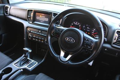 2017 Kia Sportage - Thumbnail