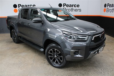 2022 Toyota Hilux - Thumbnail