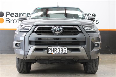 2022 Toyota Hilux - Thumbnail